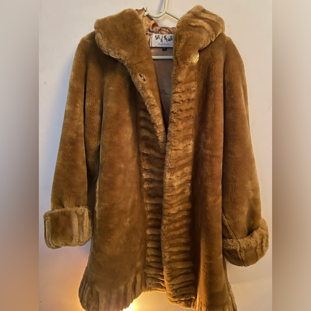 VINTAGE warm Mustard coat sz S